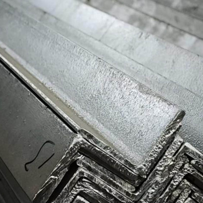 Angle Steel-i sənaye zavoduna qulluq üçün əsas material edən nədir?